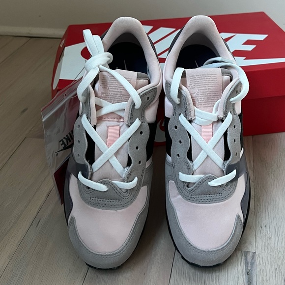 nike v-love o.x. sneakers NWT - Picture 4 of 7